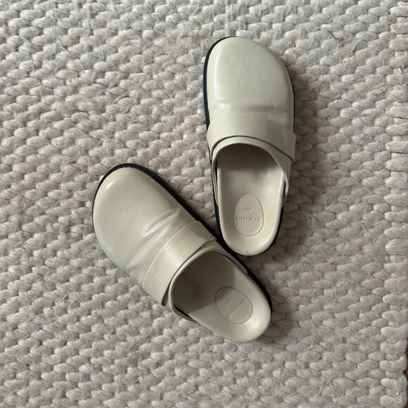 The Bali Tailor leather slides - Picture 1 of 3